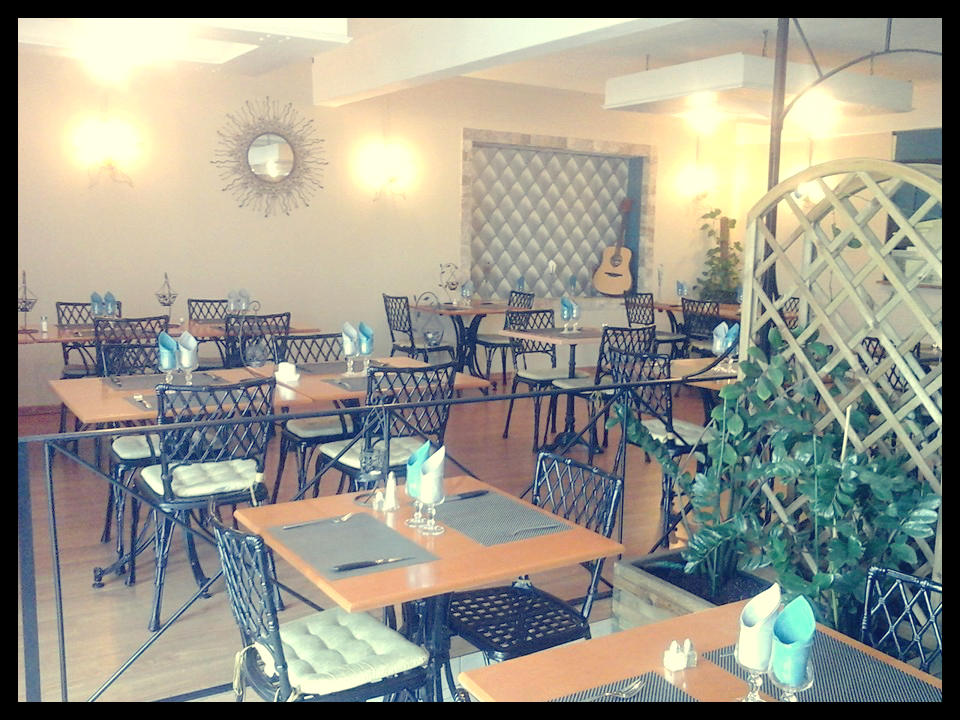 Restaurant le patio castelsarrasin 82